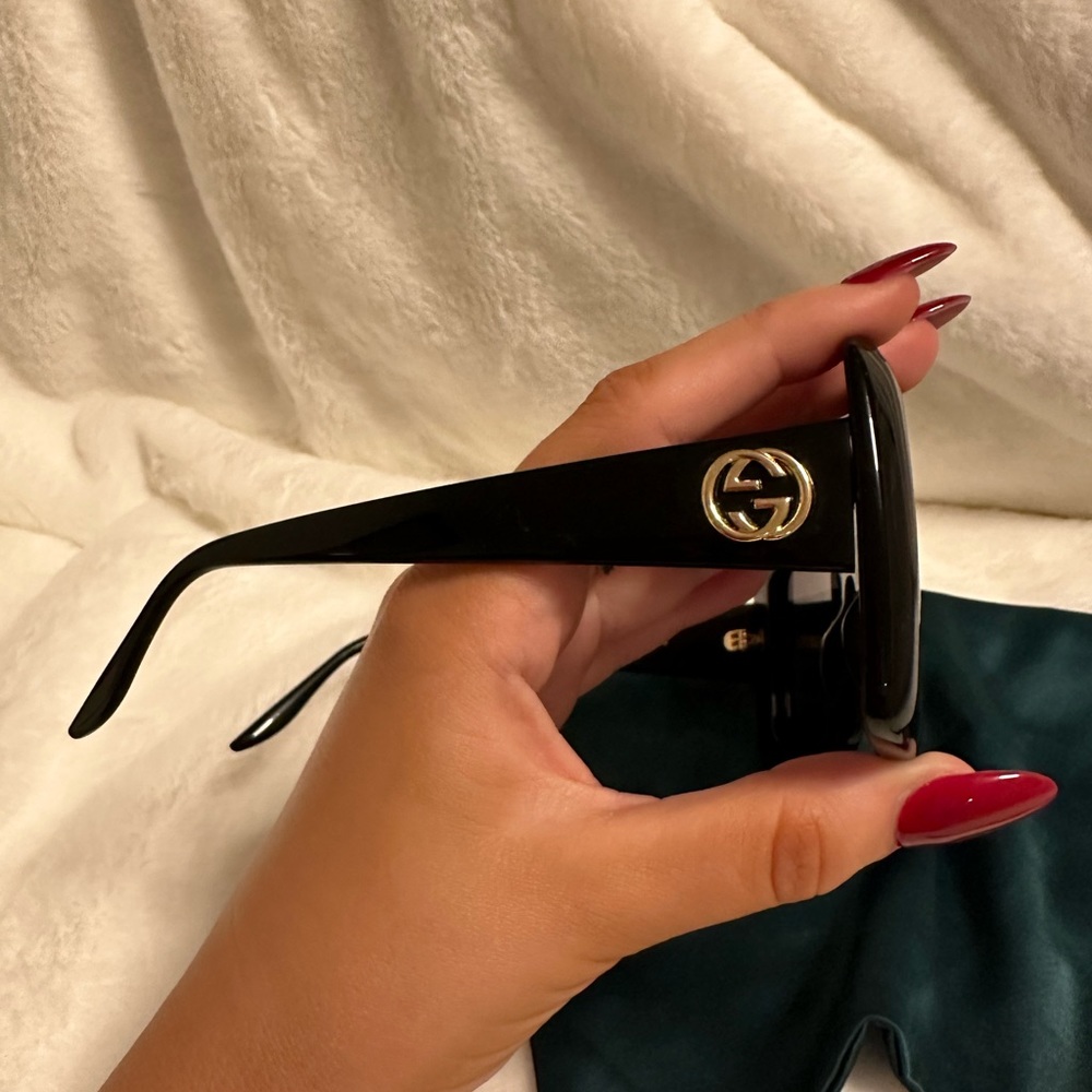 Gucci Oversized Rectangular Sunglasses- Gg0896s - image 4